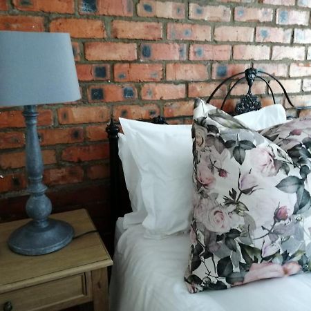 Lemonblossom Bloemfontein Buitenkant foto