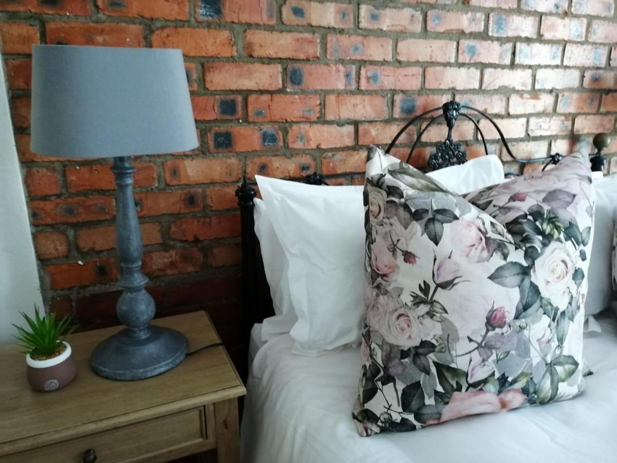 Lemonblossom Bloemfontein Buitenkant foto